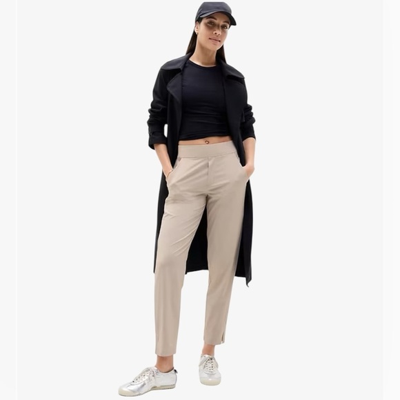 Athleta Pants - ATHLETA Brooklyn Mid Rise Ankle Pant Size 4